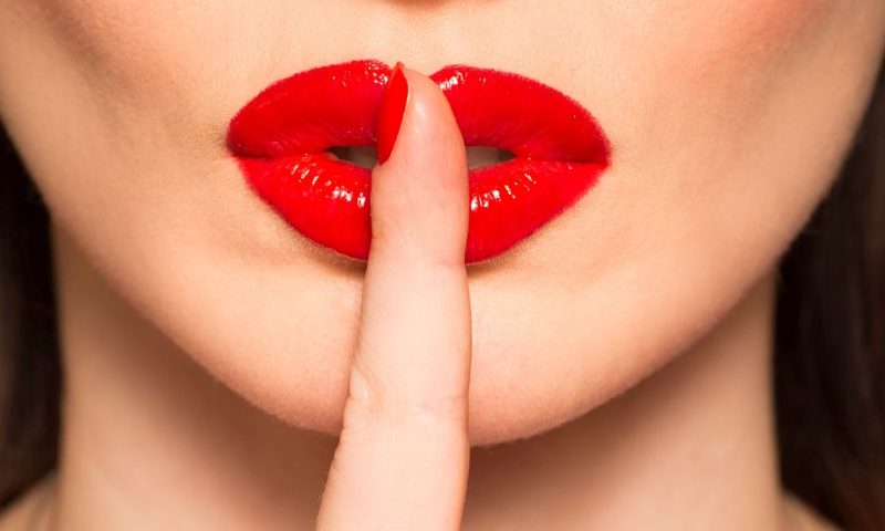 Разкриха на каква възраст жените изневеряват най-често