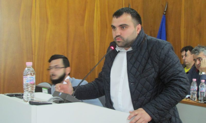 С фини, но недотам законосъобразни хватки на ВМРО, БСП & сие, Георги Крумов бе отстранен