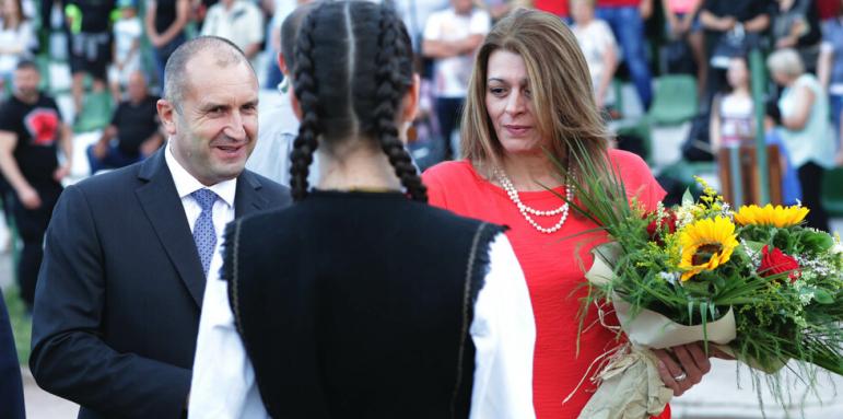 Президентът “благослови” шопския фолклор